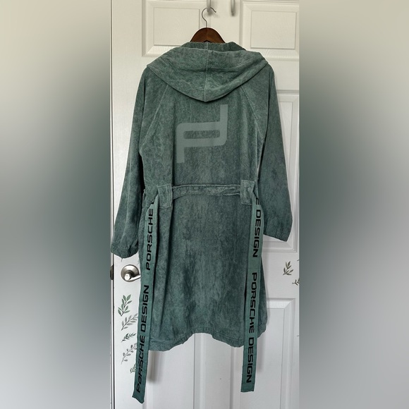 Authentic Porsche Design Long Bathrobe - Picture 3 of 9